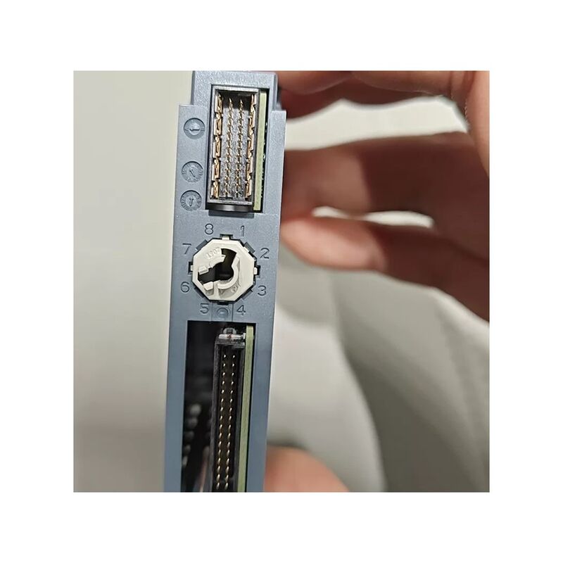 Multifunctional Sie-mens Industrial Control IO System Module for wholesales 6ES7193-6AG40-0AA0