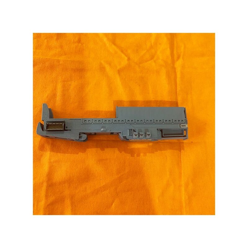 Authentic Sie-mens equipment IO system PLC module for wholesales 6ES7650-8DK70-1AA0