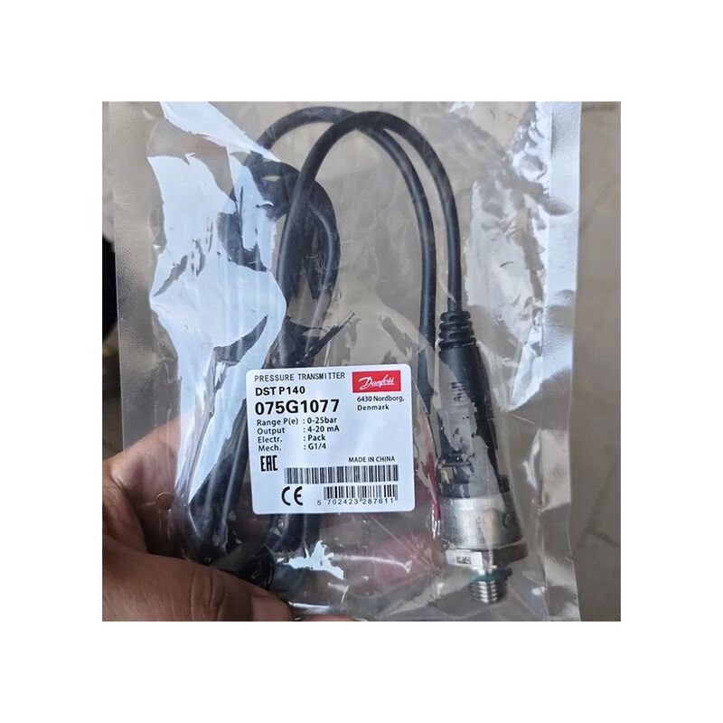 Dan-foss genuine pressure sensor DST P140 transmitter with a range of 0-25 bar and 4-20mA output  075G1086