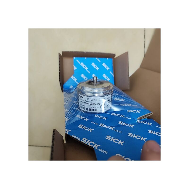 New and Original SI-CK Sensor or Switch LE20-2611 DC 24V,-30%...+20% Ident No 6020340