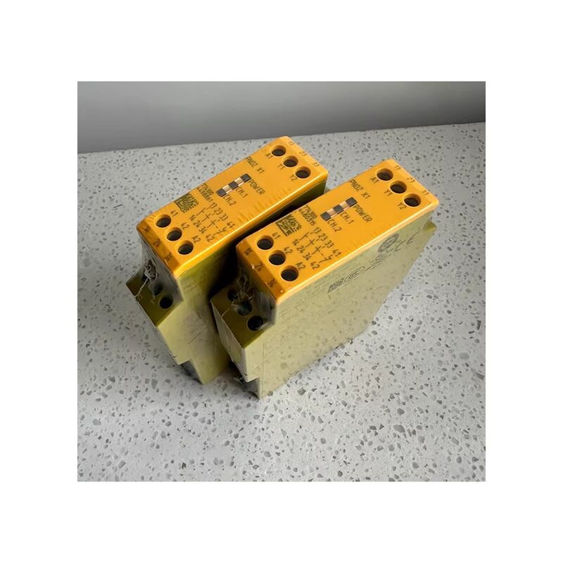 Original imported PI-LZ safety relay voltage 24VDC industrial control automation equipment  PNOZ X1 774300