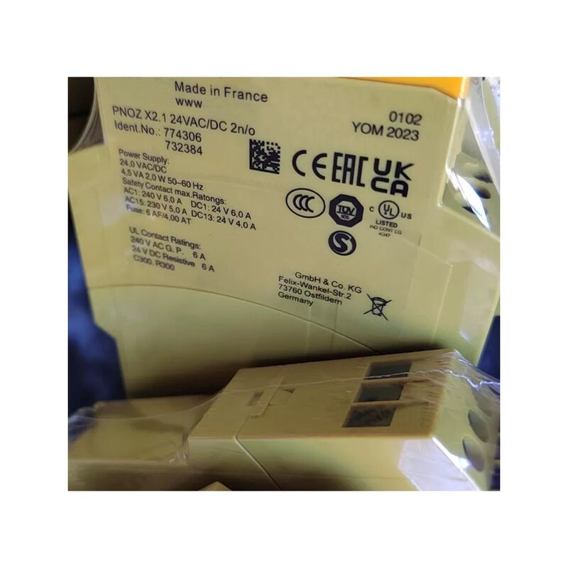PI-LZ Original dual channel safety relay powered by 24VAC/DC the use of industrial automation control systems model  PNOZ X2.1