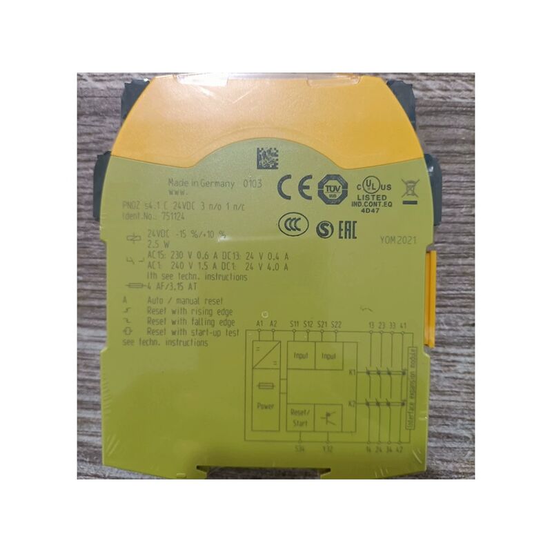 New PI-LZ 24VDC safety relay DC power supply industrial equipment uses original genuine products model  PNOZ s4.1