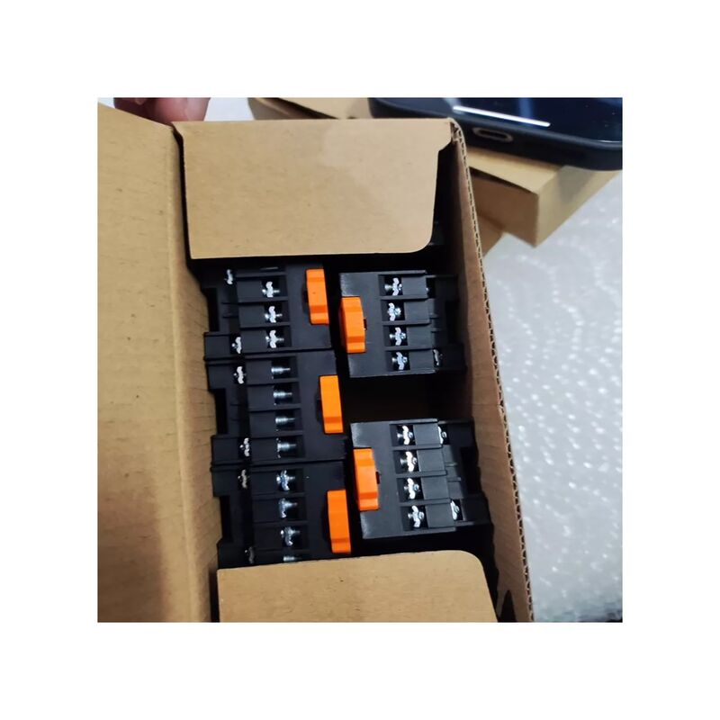 Sie-Mens Industrial Control Relays 3RQ0062-0CA42 Low Voltage Power
