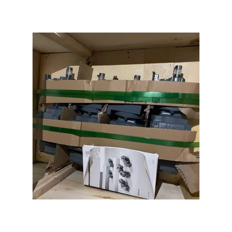 RF27 DR63L2 Helical Gear Motor 0.25kW High Speed Compact Parallel Shaft Gear Reducer