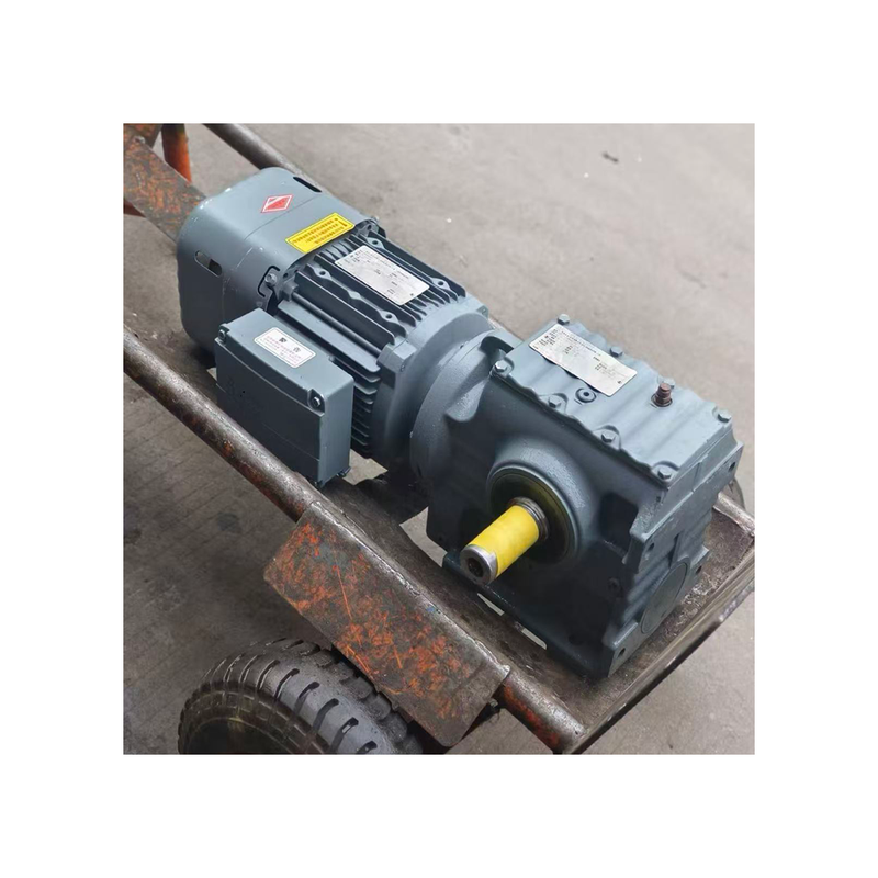 S67 DRS90M4/BE2/HR Helical Worm Gear Unit 1.5kW With Manual Release