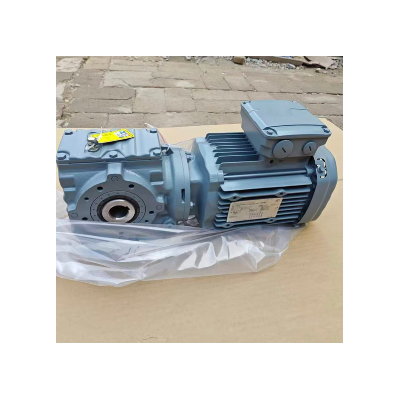 SA47 DRE80M4 4 Pole Hollow Shaft Industrial Reduction Gearmotor Right Angle Gear Motor