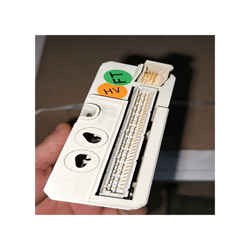 A-B-B AO810V2 3BSE052604R1 Analog Input Module S800 I/O 8 Channels HART New Original  Bargaining